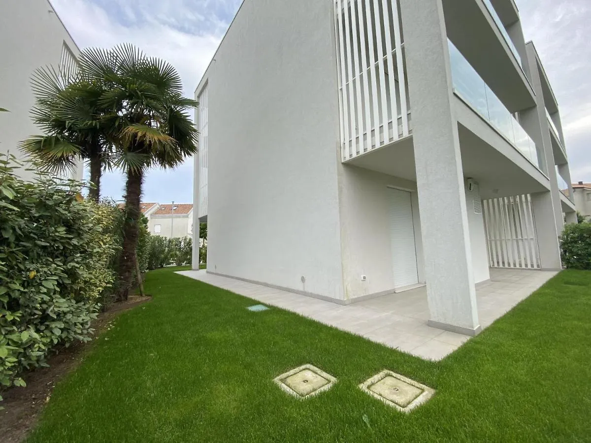 Immobiliare Jvl - White Residence Lido di Jesolo Apartmán